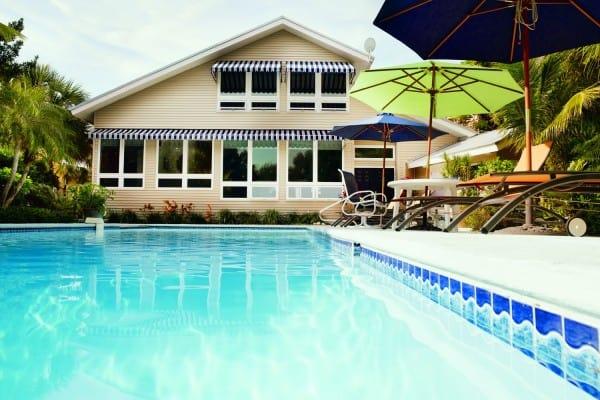 Simonton-Awning-Windows-Backyard-Pool-600x400