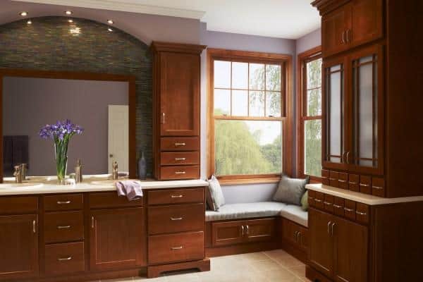 Simonton-Double-Hung-Windows-Bathroom-600x400