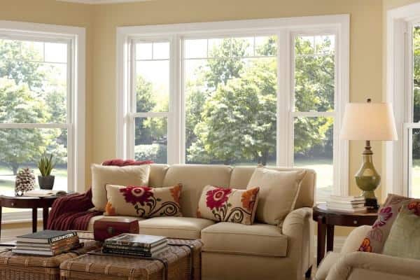 Simonton-Double-Hung-Windows-Living-Room-600x400