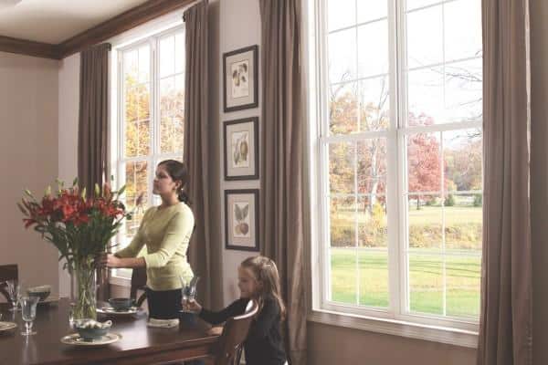 Simonton-Double-Hung-windows-Dining-Room--600x400