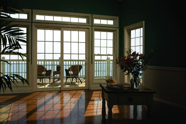 Simonton_SlidingDoors_CoastalPatio-600x400